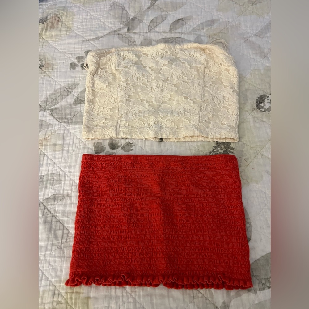 Two crop tops size S and size M